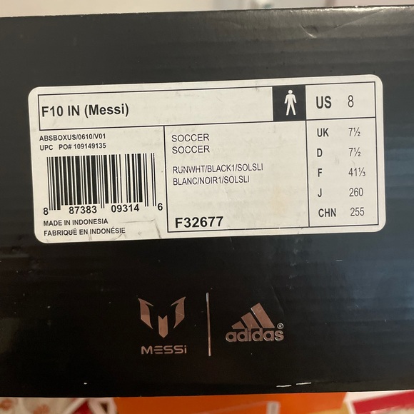 Indoor Soccer shoes and Grass Soccer Cleats - Picture 2 of 4